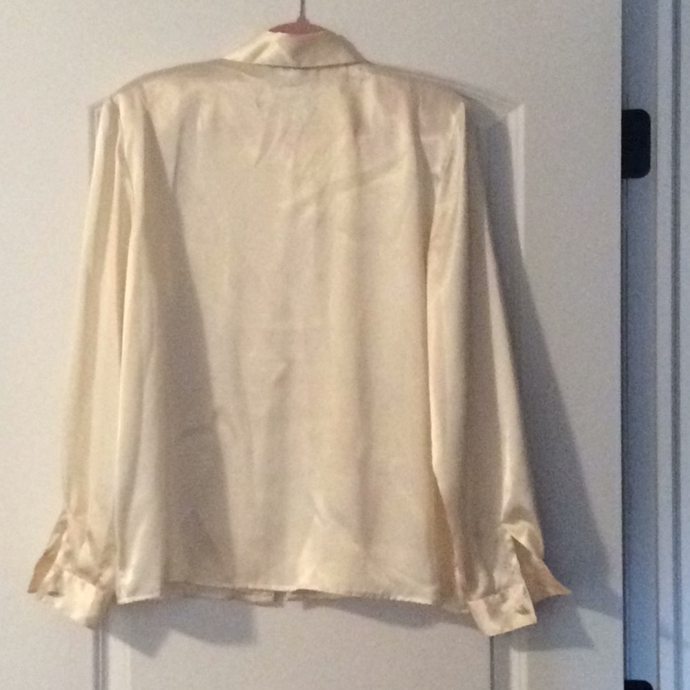 Top - Picture 6 of 6